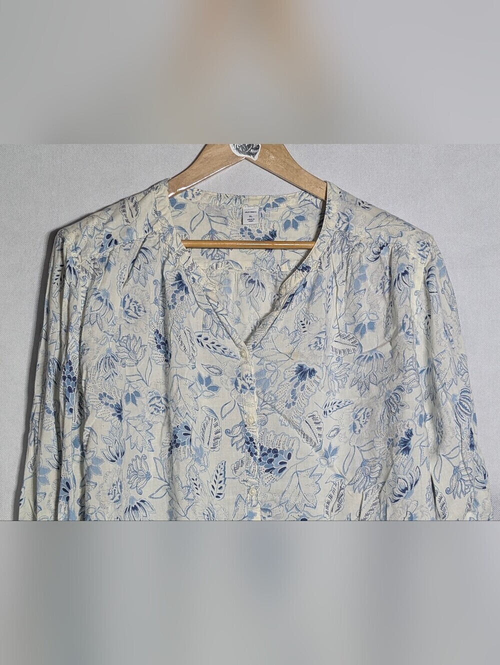 Old Navy Blue White Floral Boho Blouse XL Cotton Rayon Top - Picture 2 of 8
